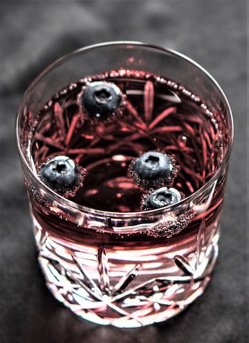 Blueberry Lemon-Thyme Balsamic Sparkling Shrub