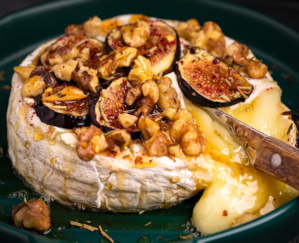 Baked Brie with Figs & Rosemary Crostini